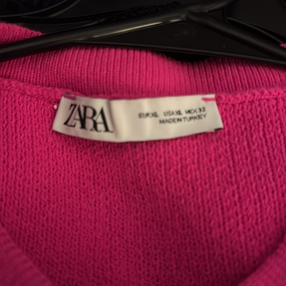 Zara Hot Pink short sleeve sweater - Picture 3 of 3